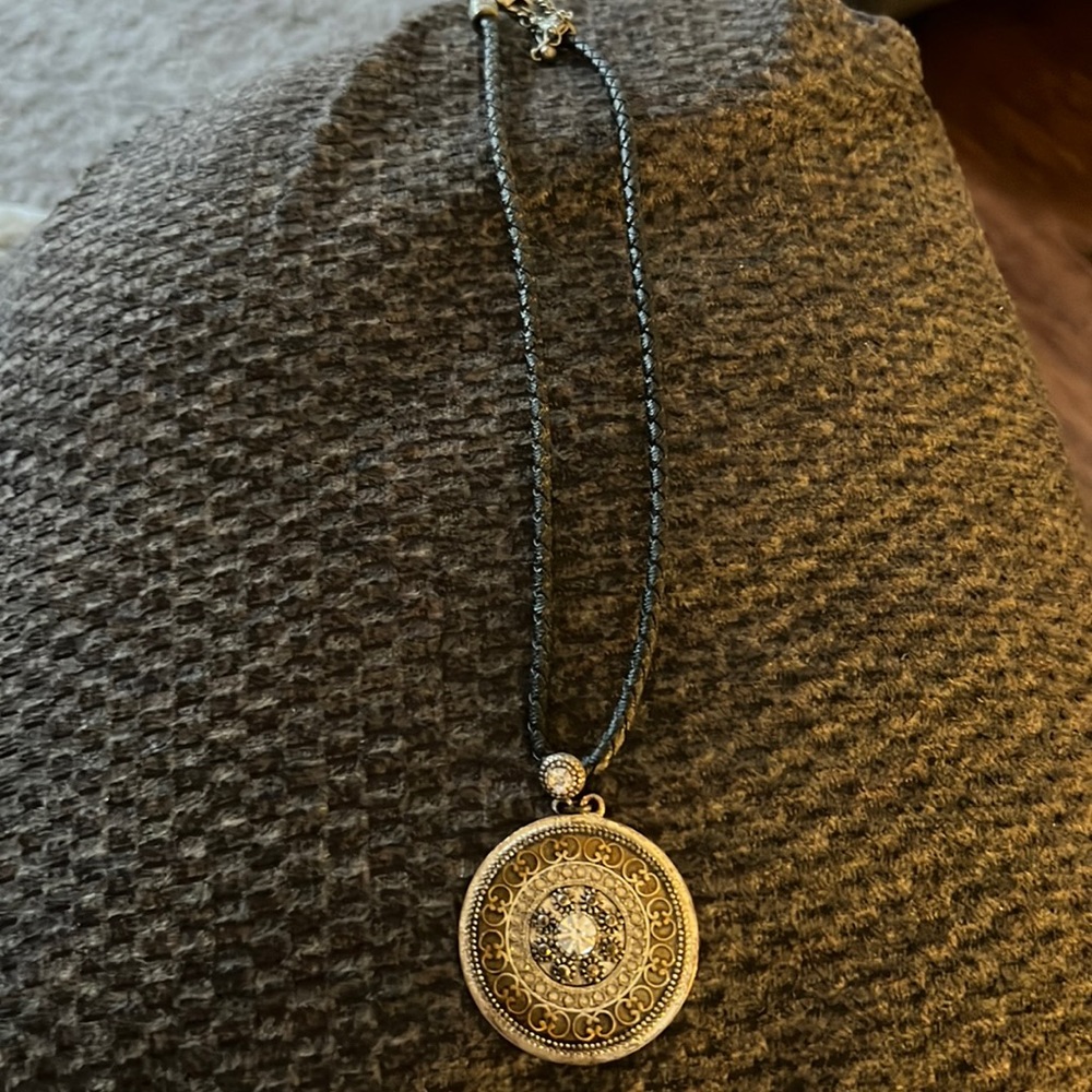 Ladies  necklace